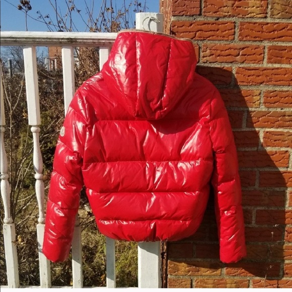 Moncler Puffer Jacket - Picture 2 of 7